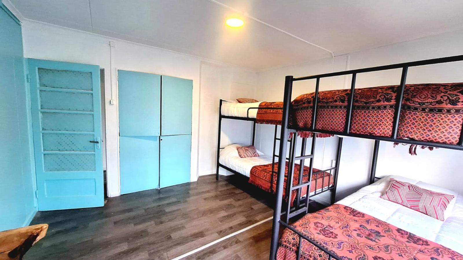 Hostel Kuntur Puerto Natales Bagian luar foto