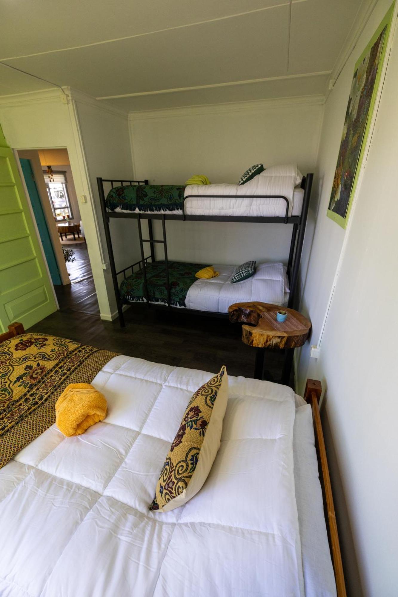 Hostel Kuntur Puerto Natales Bagian luar foto